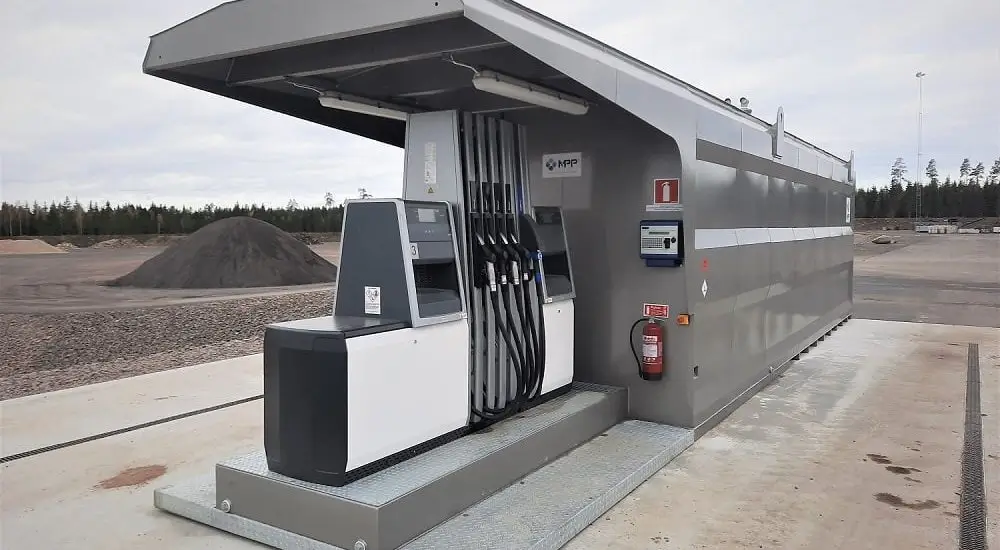 Fuel Station 33